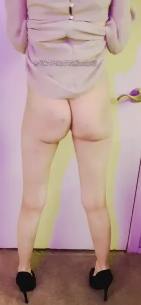 I love shaking my little butt 👠