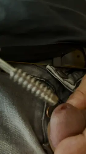 I was kindly asked for the film of the urethra screwed with 10mm .... today I did. you can hear audio by directly opening the link