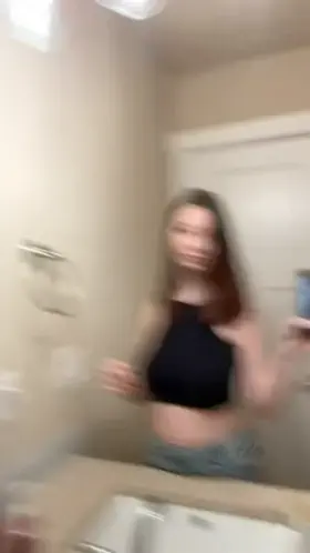 Don’t blink or 👀 you will miss it 👅