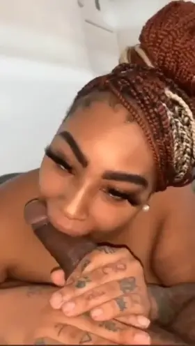 Those eyes look right at u to take your soul