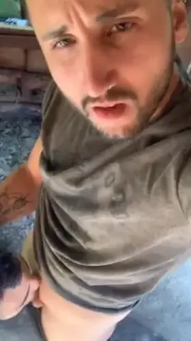 I'm looking for someone to record videos with while I'm fucking him like no one ever fucked him 😏🤭 my videos 🔞 in the shortcut in my profile 🥵.