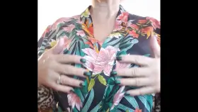 Who doesn't love looking at great cleavage 😋 xx 57yo (f) (OC) 🇦🇺