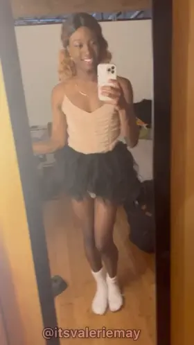 Can I send you nudes all day?