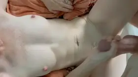 Milking that big cock all over me 💦💦