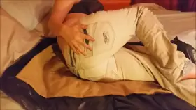 casually Pissing my jeans in bed. One of the first clips I made back in 2015 ❤