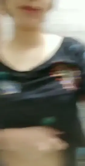 🥵Most Demanded Famous Paki Beauty 5 New VIDEO'S UPDATE Showing her Cute Boobs & Massaging them💦!! 🥵🔥