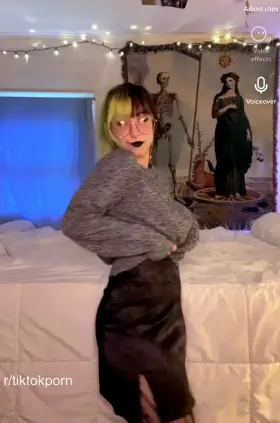 Woow ( Grab her Pack album In Comment )