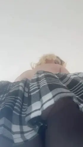 Oh there’s no seats, could you offer me somewhere to sit? [F]