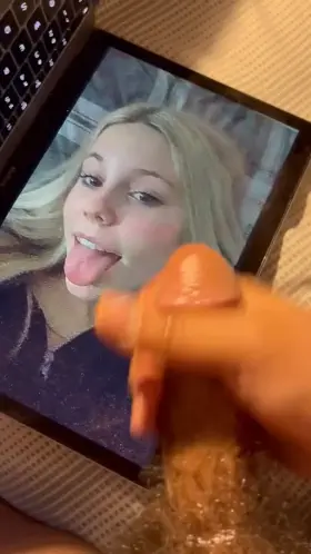 Had a guy watch me live 1 on 1 last night , had my cock throbbing till I unloaded 🥵