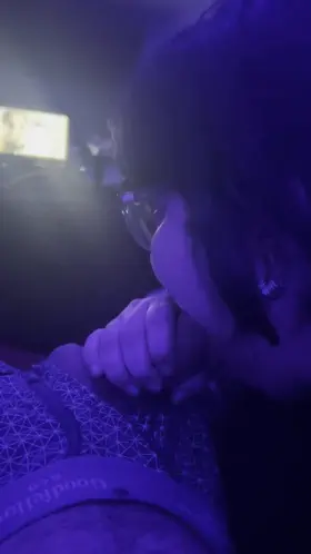 Tried watching a movie with a betabud... 🙄🙄 just can't control themselves