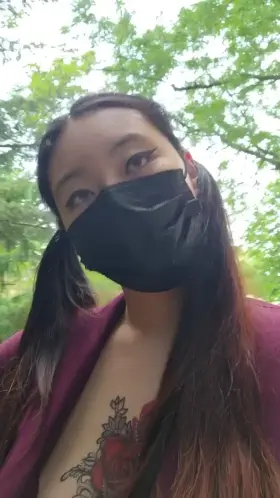 Should I masturbate in this park and record it?