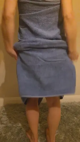 My latest towel [f]lash... with a twist for humpday :-)