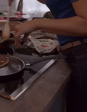 Vanessa Hudgens tight jeans plot in The Princess Switch (2018)