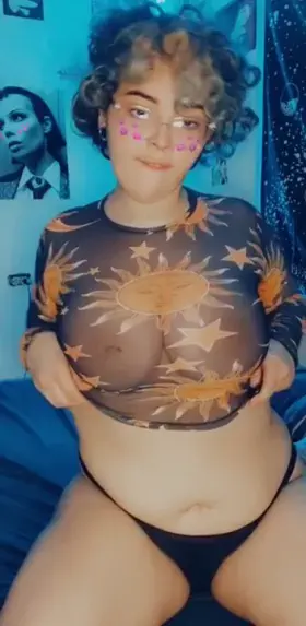 My first but not last titty drop here 💕 OC