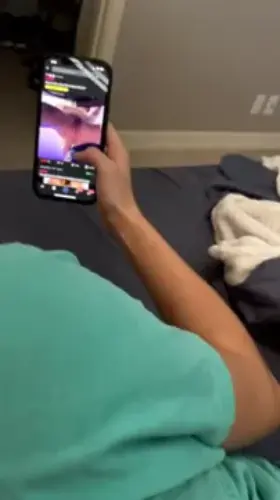 My favorite way to scroll through Reddit [f][m]