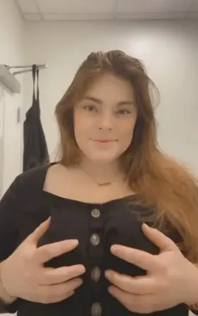 Been too busy to post but I hope you still enjoy this quick flash at work for you 💕