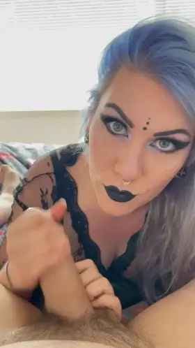 I love milking a hard cock