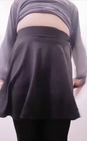 Some flashing to brighten up your day 💋💋