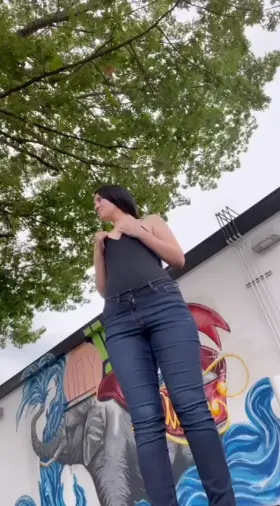 POV: you’re sitting in your car and you see flashing 🙈🙊