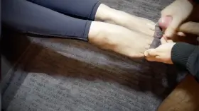 Cumshot on nylon toes.