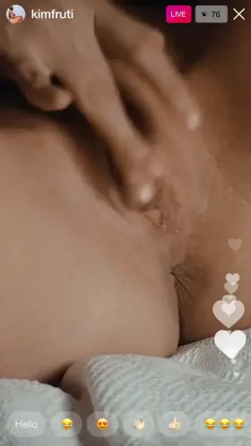 Insta LIVE Cute.. and horny 🎁
