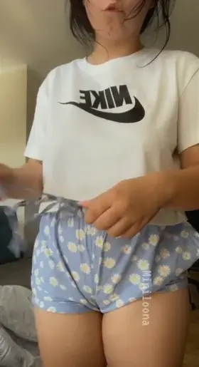 Don’t mind my ugly pajama and look what’s under