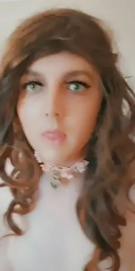 Having my enslaved Sissy Katja get naked so she can be displayed properly for all to see 😇