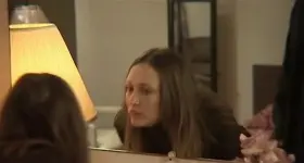 Vera Farmiga groped in Down to the Bone