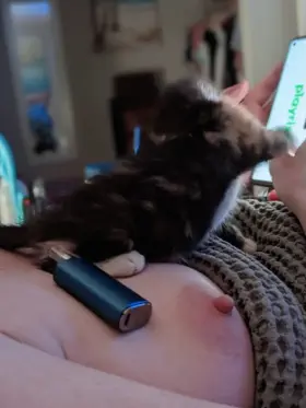 [F] My new play thing, what should we name her?