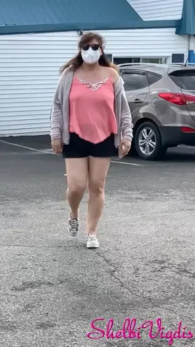 [50] - Quick flash and jiggling in the parking lot