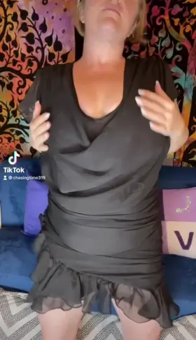 Tiktok thinks this is nudity and banned me 🤣🤣🤣 you guys will appreciate it at least (sound on)
