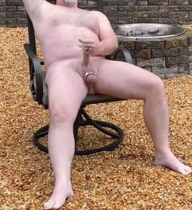 Some people feel the rain, others get wet. 🤠😂