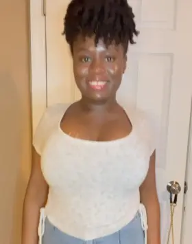 Big bouncy African areolas