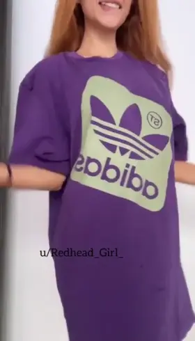 Am I sexy or just tiny? I genuinely never know 🥺🤍