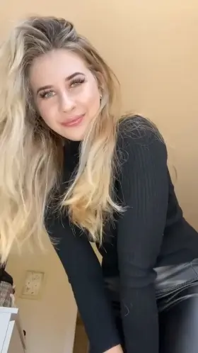 My sister's boyfriend told me he stalks this subreddit…so hey Matt ;) 3$ today ONLY! Link in comments ;)