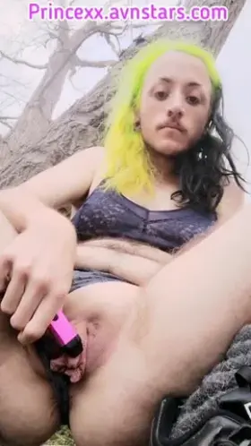 🌠yung dumb vape $lut🌠 they/them pu$$y 🍭