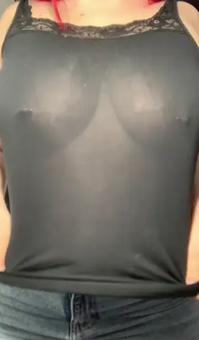 Would any dads want to fuck me ;)