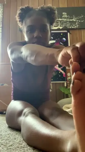 Do you like your lay face down, or looking over the shoulder at you? 😏