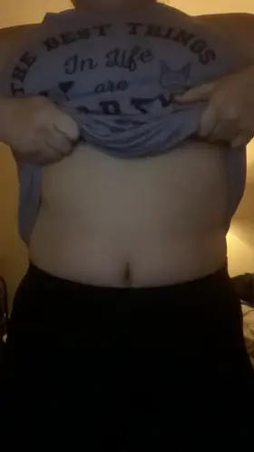 After a long workout with a tight sports bra, very little is better than a nice drop and shake. Now I just need rubbed down to make it the best post workout relaxation.