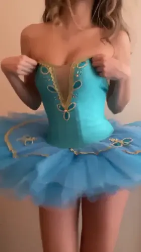 Tutus are so sexy. 💋