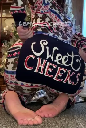 Sweet Cheeks ( her Free album In Comments )