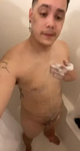 Anyone wanna cum help me soap up