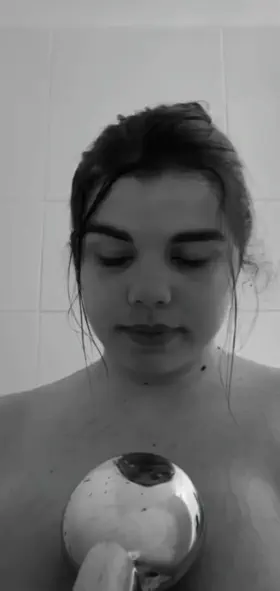 Who is she ?? OF ? Mym ? Instagram ?