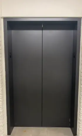 Elevator blowjob 😜 (m)
