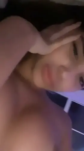 feeling so horny 😍