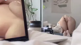 watching porn and fingering my wet pussy until I start dripping 💦🤤