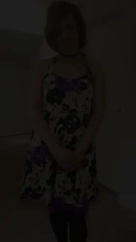 First time wearing a dress like this, figured I'd show off~ 🍑