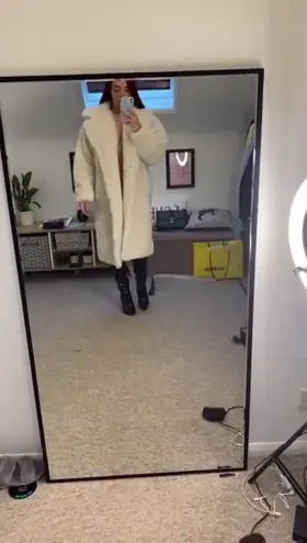 If I showed up to your door like this, what are you doing? 💕