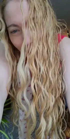 Now 6 years showing off on Reddit [Cake Day]...