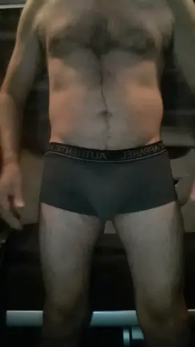 do you like me doing this with my dadbod? (50's)